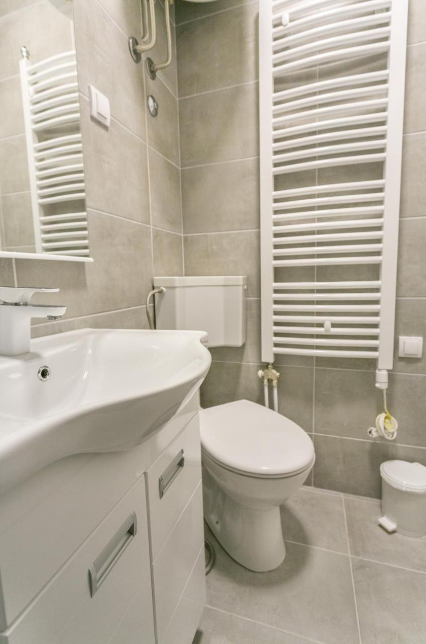 Belgrade Renting Down Apartment Bagian luar foto